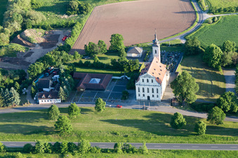 Luftaufnahme von Wallfahrtskirche im Ortsteil Limbach in Eltmann im Bundesland Bayern, Deutschland