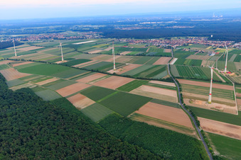 Luftbild von Hatzenbühler Windpark nach Fertigstellung in Herxheim bei Landau im Bundesland Rheinland-Pfalz, Deutschland