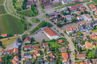 Physiotherapie Kinesitherapie in der Kirchstr im Ortsteil Rechtenbach in Schweigen-Rechtenbach im Bundesland Rheinland-Pfalz, Deutschland