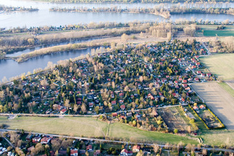 Karpfenweg im Naherholungsgebiet Blaue Adria in Altrip im Bundesland Rheinland-Pfalz, Deutschland