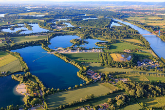 Reitclub Speyer am Wammsee im Ortsteil Ludwigshof im Bundesland Rheinland-Pfalz, Deutschland