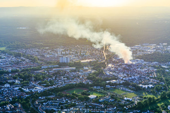 Großbrand in Speyer im Bundesland Rheinland-Pfalz, Deutschland aus der Luft