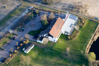 Hotel Darstein im Naherholungsgebiet Blaue Adria in Altrip im Bundesland Rheinland-Pfalz, Deutschland