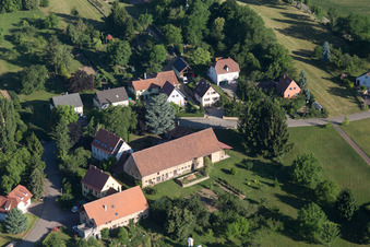 Steinseltz im Bundesland Bas-Rhin, Frankreich aus der Luft