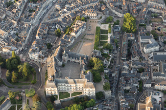 Drohnenaufname von Blois im Bundesland Loir-et-Cher, Frankreich