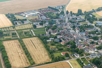 Drohnenaufname von Talcy im Bundesland Loir-et-Cher, Frankreich