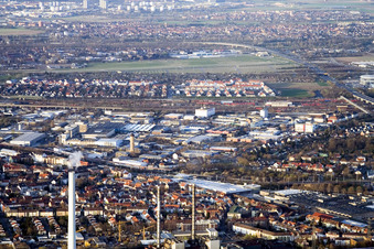 Neckarau, Neuostheim von Süden im Ortsteil Rheinau in Mannheim im Bundesland Baden-Württemberg, Deutschland