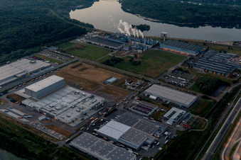 Industrie- und Gewerbegebiet Oberwald in Wörth am Rhein im Bundesland Rheinland-Pfalz, Deutschland
