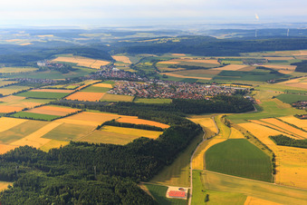 Ortsansicht aus Norden in Neresheim im Bundesland Baden-Württemberg, Deutschland