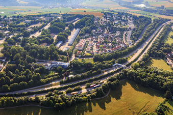 Luftbild von Ehemaliges Kasernengelände(Alfred-Delp-Quartier) und Wohngebiet südlich der Dr.-Loeffellad-St in Donauwörth im Bundesland Bayern, Deutschland