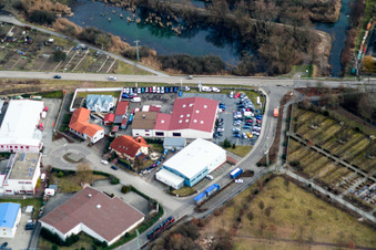 Gewerbegebiet mit Autohaus Hamm in Wörth am Rhein im Bundesland Rheinland-Pfalz, Deutschland