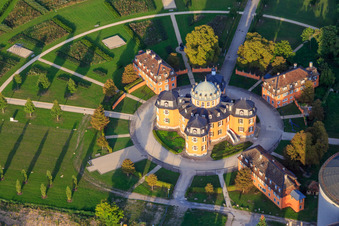 Eremitage Waghäuse im Abendlichtl in Waghäusel im Bundesland Baden-Württemberg, Deutschland