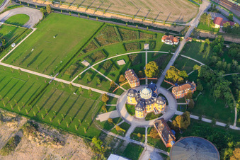 Luftaufnahme von Eremitage Waghäuse im Abendlichtl in Waghäusel im Bundesland Baden-Württemberg, Deutschland