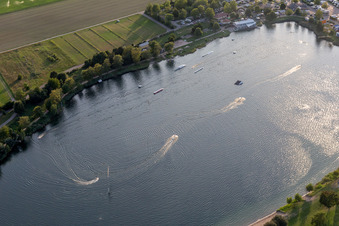 Sankt Leon, St. Leoner See, Wasserskianlage in St. Leon-Rot im Bundesland Baden-Württemberg, Deutschland von oben gesehen