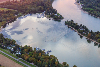 Luftbild von Kiefweiher am Rhein bei Sonnenuntergang mit Sportboot-Club Ludwigshafen/ Rhein und  MCP Yacht Club und Restaurant Ludwigshafen im Ortsteil Rheingönheim in Ludwigshafen am Rhein im Bundesland Rheinland-Pfalz, Deutschland