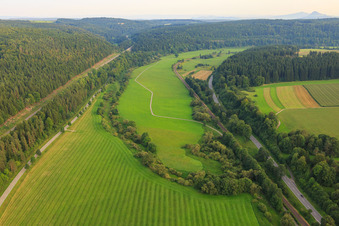 Donauradweg im Ortsteil Möhringen in Tuttlingen im Bundesland Baden-Württemberg, Deutschland
