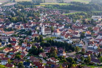 Kirchengebäude der Röm-kath. Kirchengemeinde Ostrachtal in Ostrach im Bundesland Baden-Württemberg, Deutschland