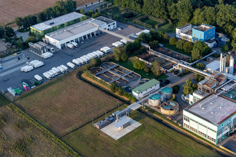 Ortsteil Hüttenfeld in Lampertheim im Bundesland Hessen, Deutschland von oben gesehen