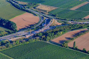 Baustelle für Autobahnausfahrt A65 Bornheim, Landau-Dammheim(B272) in Landau in der Pfalz im Bundesland Rheinland-Pfalz, Deutschland