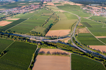 A65 Abfahrt Landau-Nord im Ortsteil Dammheim in Landau in der Pfalz im Bundesland Rheinland-Pfalz, Deutschland