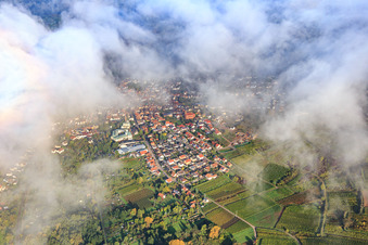 Queichstraße mit GET Metall GmbH in Albersweiler im Bundesland Rheinland-Pfalz, Deutschland