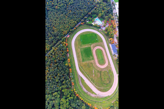 Rennbahn / Speedway der Motorsportvereinigung Herxheim von oben in Herxheim bei Landau im Bundesland Rheinland-Pfalz, Deutschland