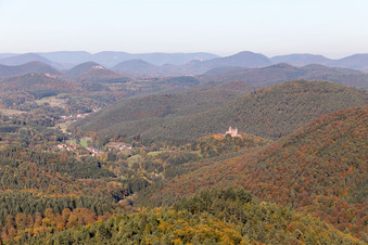 Burg Bewartstein in Erlenbach bei Dahn im Bundesland Rheinland-Pfalz, Deutschland