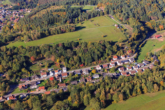 Im Ostring in Bundenthal im Bundesland Rheinland-Pfalz, Deutschland