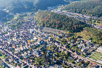Dahn im Bundesland Rheinland-Pfalz, Deutschland aus der Luft
