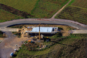 Brücken-Baustelle für die B38 Ortsumgehung in Impflingen im Bundesland Rheinland-Pfalz, Deutschland