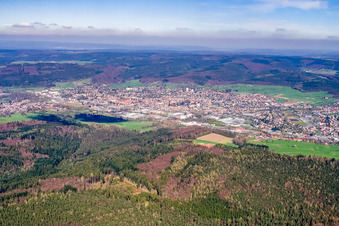 Erbach von Westen im Bundesland Hessen, Deutschland