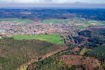 Lauerbach von Westen in Erbach im Bundesland Hessen, Deutschland