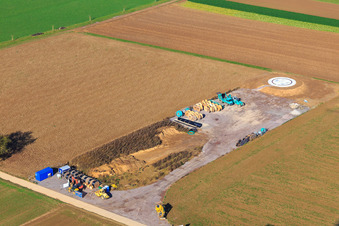 Baustelle mit Fundament einer WKA des Windparks Freckenfeld der EnBW -für Windenergieanlage mit 6 Windrädern im Bundesland Rheinland-Pfalz, Deutschland