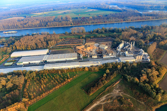 Industriegebiet Konrad-Nolte-Straße aus Westen mit Rheinspan GmbH & Co. KG in Germersheim im Bundesland Rheinland-Pfalz, Deutschland