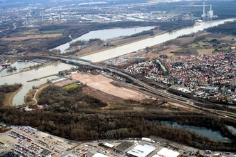 Fachmarktzentrum Maximiliancenter in Wörth-Maximiliansau, Bauplatz in Wörth am Rhein im Bundesland Rheinland-Pfalz, Deutschland