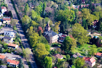 Parkring in Jockgrim im Bundesland Rheinland-Pfalz, Deutschland