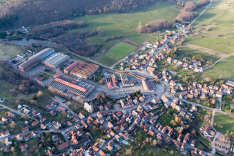 Zinswiller im Bundesland Bas-Rhin, Frankreich von oben