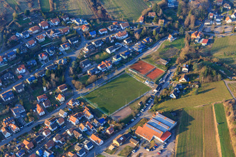 Löwensteinhalle am Fußballplatz des TuS Albersweiler 1982 e.V im Bundesland Rheinland-Pfalz, Deutschland