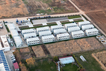 Ortsteil Niederhochstadt in Hochstadt im Bundesland Rheinland-Pfalz, Deutschland aus der Drohnenperspektive