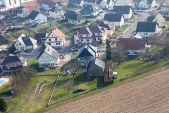 Schleithal im Bundesland Bas-Rhin, Frankreich aus der Vogelperspektive