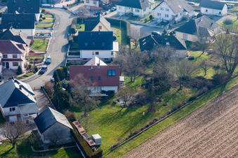 Drohnenaufname von Schleithal im Bundesland Bas-Rhin, Frankreich