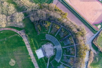 Luftaufnahme von Autun (Burgund) im Bundesland Saône-et-Loire, Frankreich