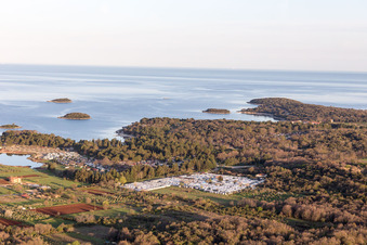 Stancija Valkanela im Bundesland Gespanschaft Istrien, Kroatien aus der Vogelperspektive