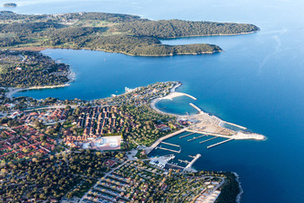 Luftbild von Vrsar im Bundesland Gespanschaft Istrien, Kroatien