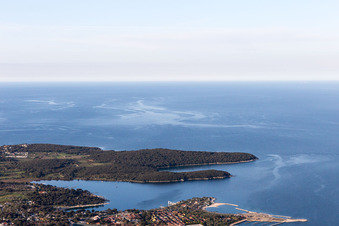 Vrsar im Bundesland Gespanschaft Istrien, Kroatien von einer Drohne aus