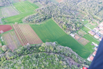 Luftbild von Vrvari im Bundesland Gespanschaft Istrien, Kroatien