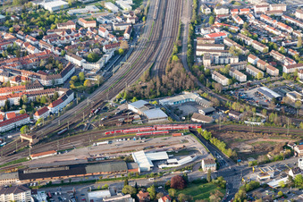 Stadtwerke am Gleisdreieck in Neustadt an der Weinstraße im Bundesland Rheinland-Pfalz, Deutschland