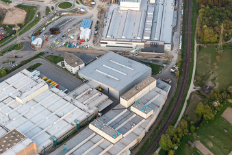 Schrägluftbild von Graben-Neudorf, SEW-EURODRIVE GmbH & Co KG im Bundesland Baden-Württemberg, Deutschland