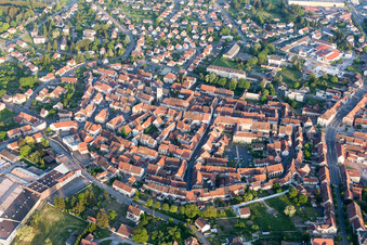 Sarre-Union im Bundesland Bas-Rhin, Frankreich von oben