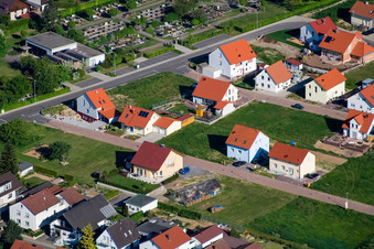 Landauer Weg im Ortsteil Schaidt in Wörth am Rhein im Bundesland Rheinland-Pfalz, Deutschland